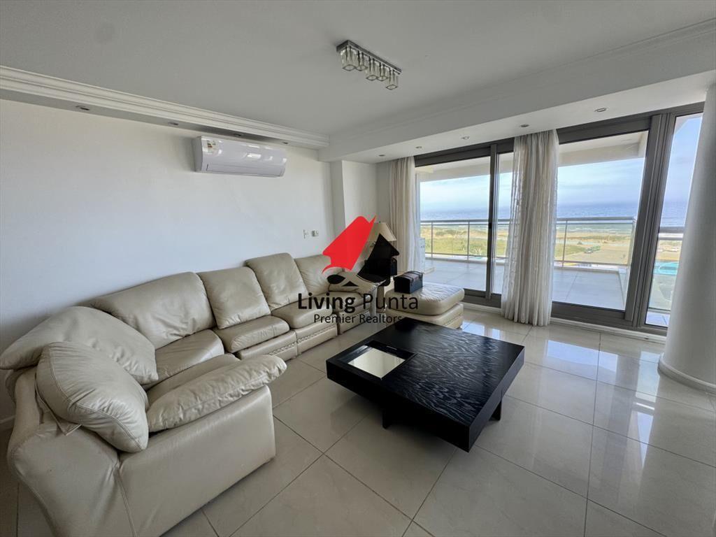 Apartamento en Alquiler frente al mar full