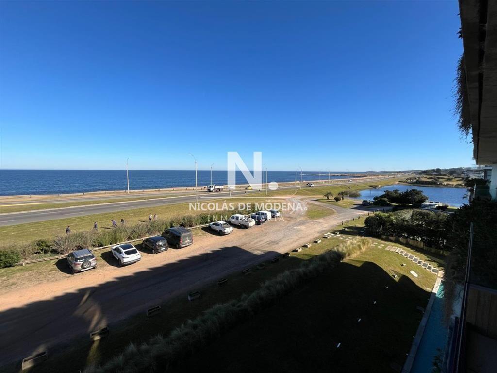 Unidad a estrenar en venta frente al mar, 2