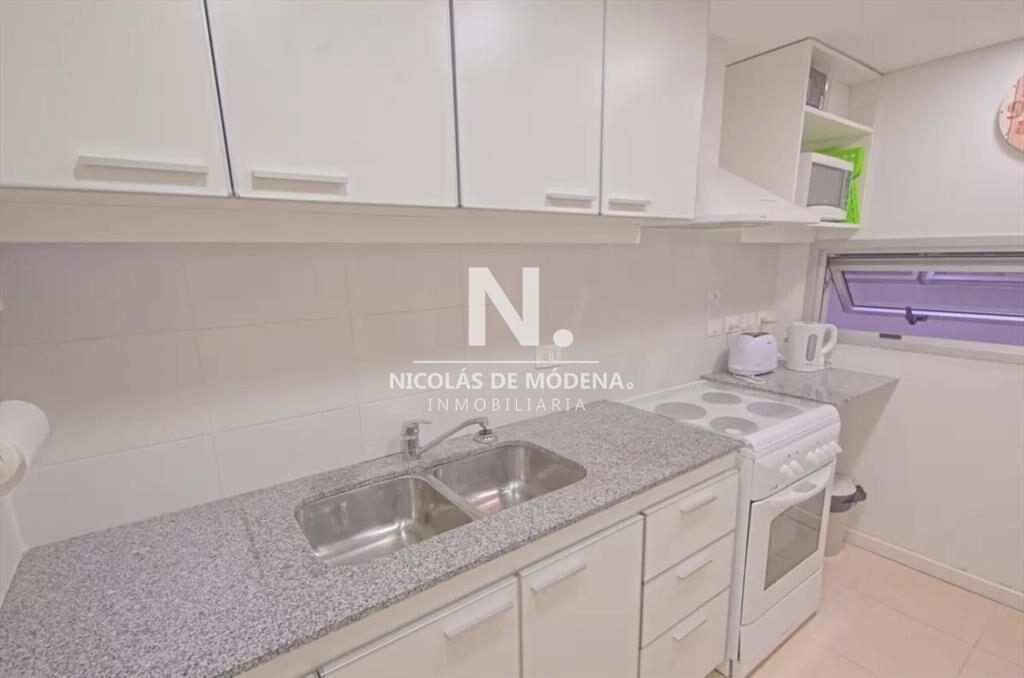 Impecable departamento, comodo e iluminado.