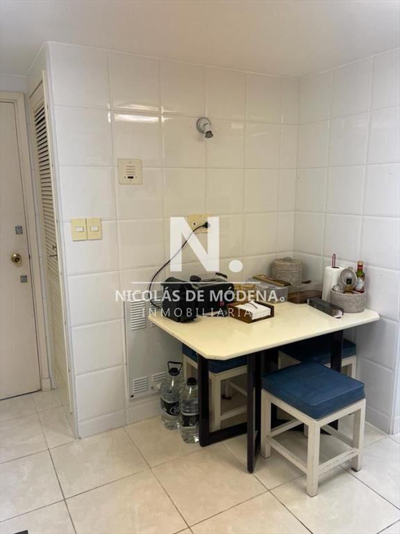 Vende Apartamento en Península - Punta del Este