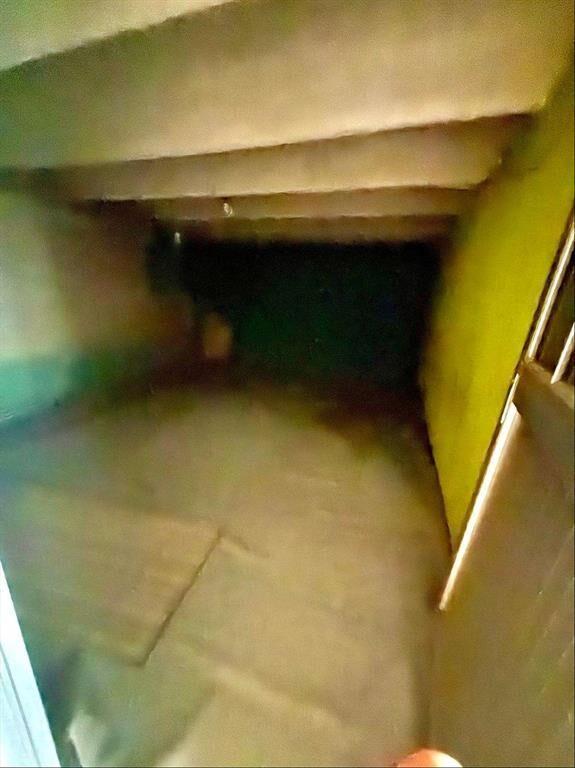 Alquiler Deposito Cordón 2 Baños Garaje primer piso escaler