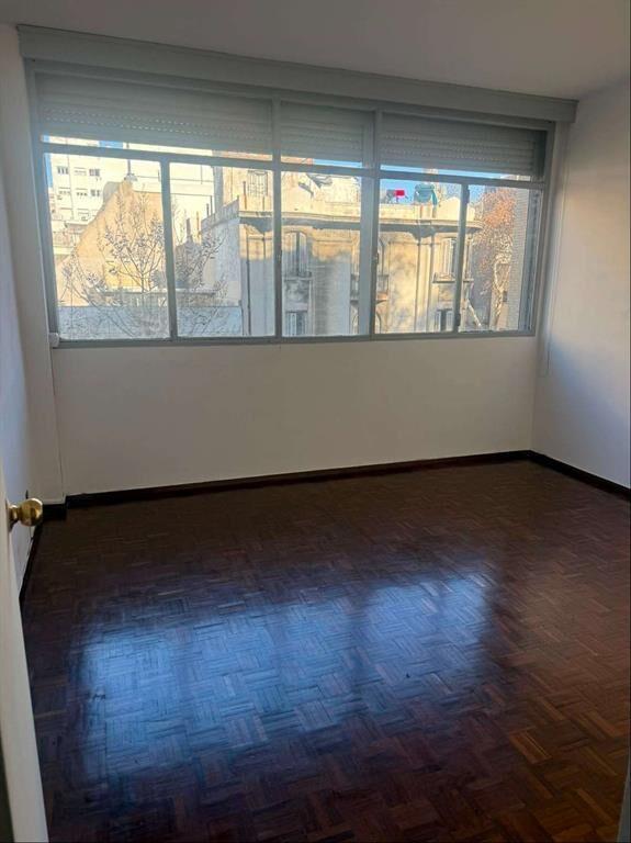 Venta Apartamento 3 dormitorios 2 baños luminoso Centro