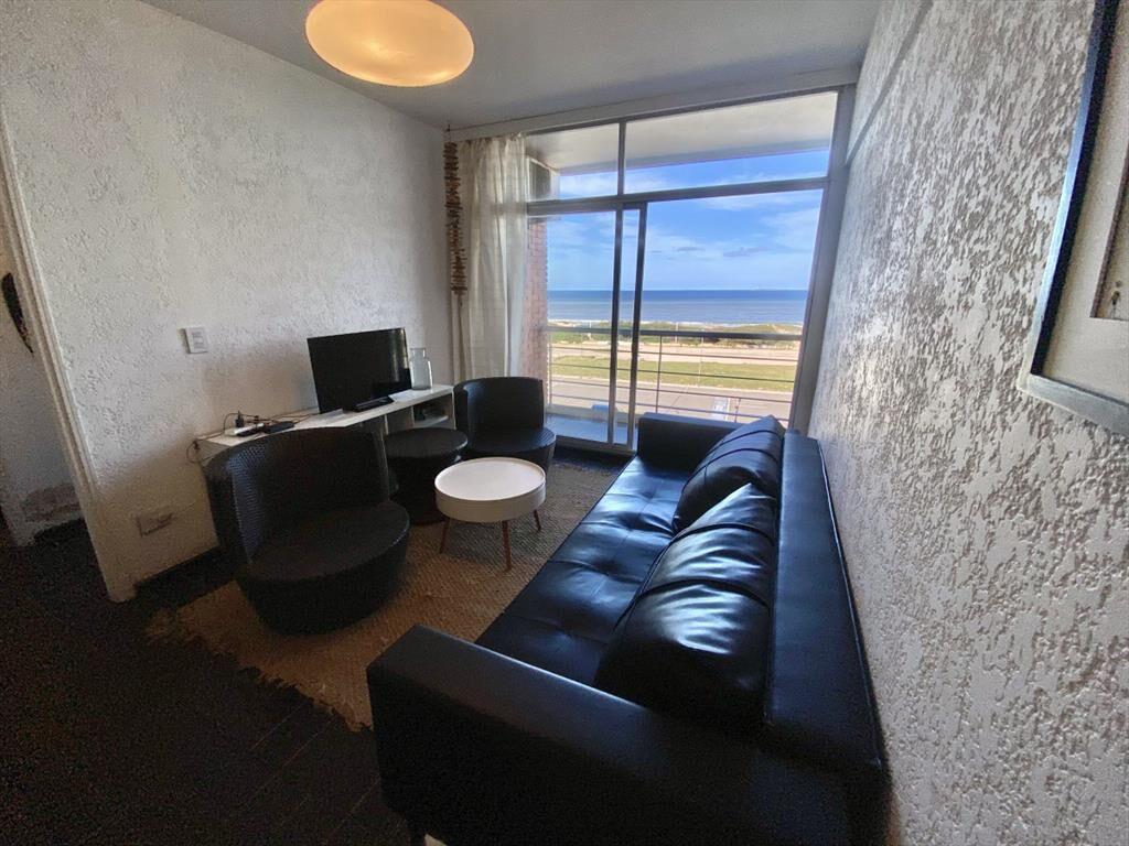 APARTAMENTO EN VENTA 1 DORMTIORIO FRENTE AL MAR