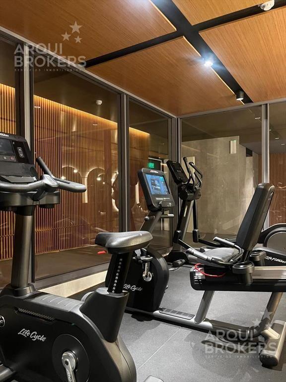 Apartamento penthouse de 1 dormitorio en venta con renta en