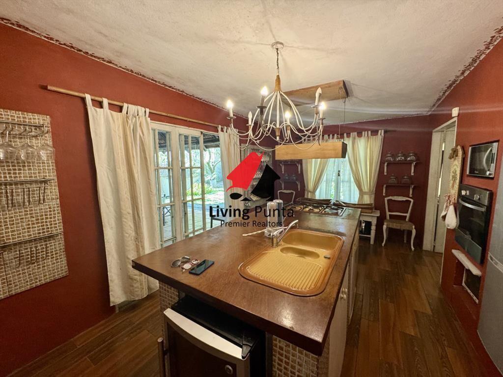 Hermosa casa con piscina en venta