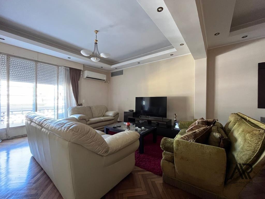 Venta apartamento 3 dormitorios en Aguada con terraza y ...