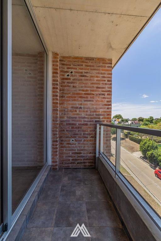 Venta apartamento dos dormitorios con renta La Paz