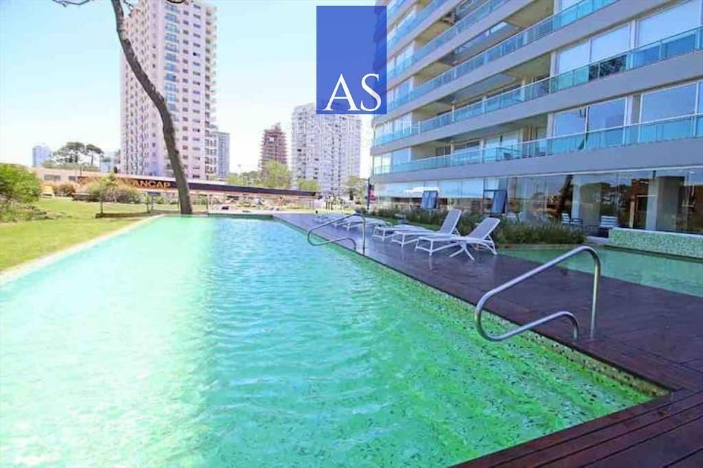 Apartamento mdoerno 2 dormitorios piso alto bajos