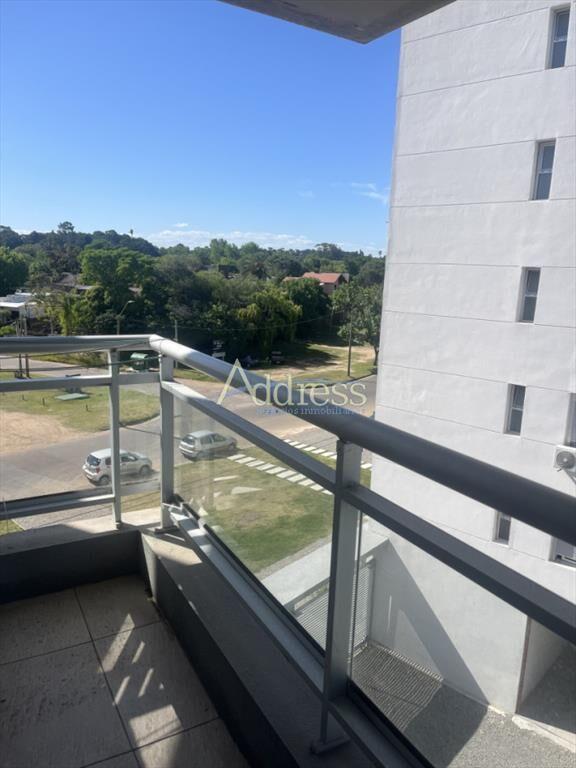 Apartamento de dos dormitorios en venta con