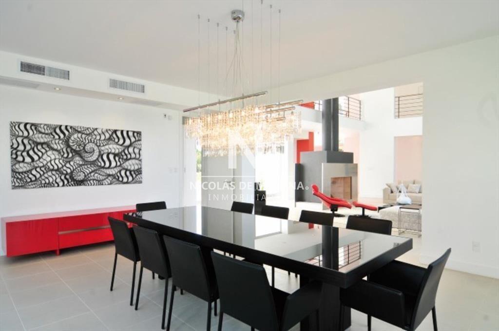 Venta de casa Minimalista en Parque del Golf, del