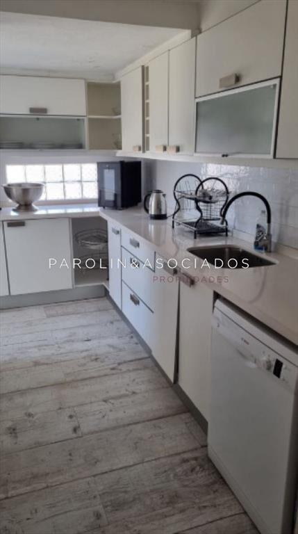 Casa En Venta Ubicada en La Barra Con Vista Al