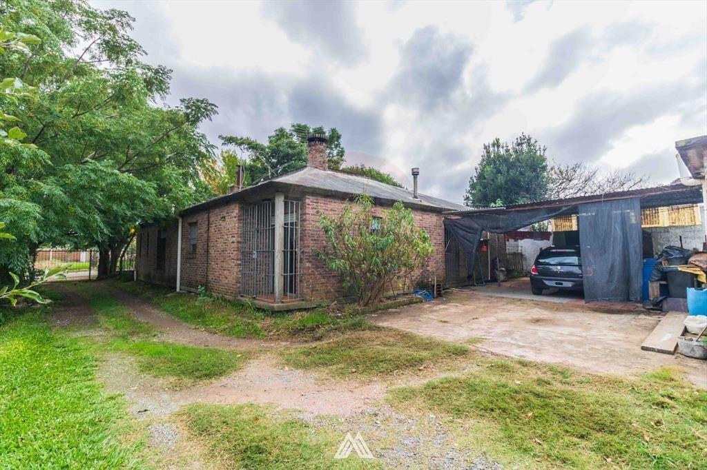Venta Casa amplia y sólida Barrio Talar Pando