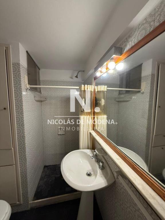 En venta apartamento de 1 dormitorio con privado