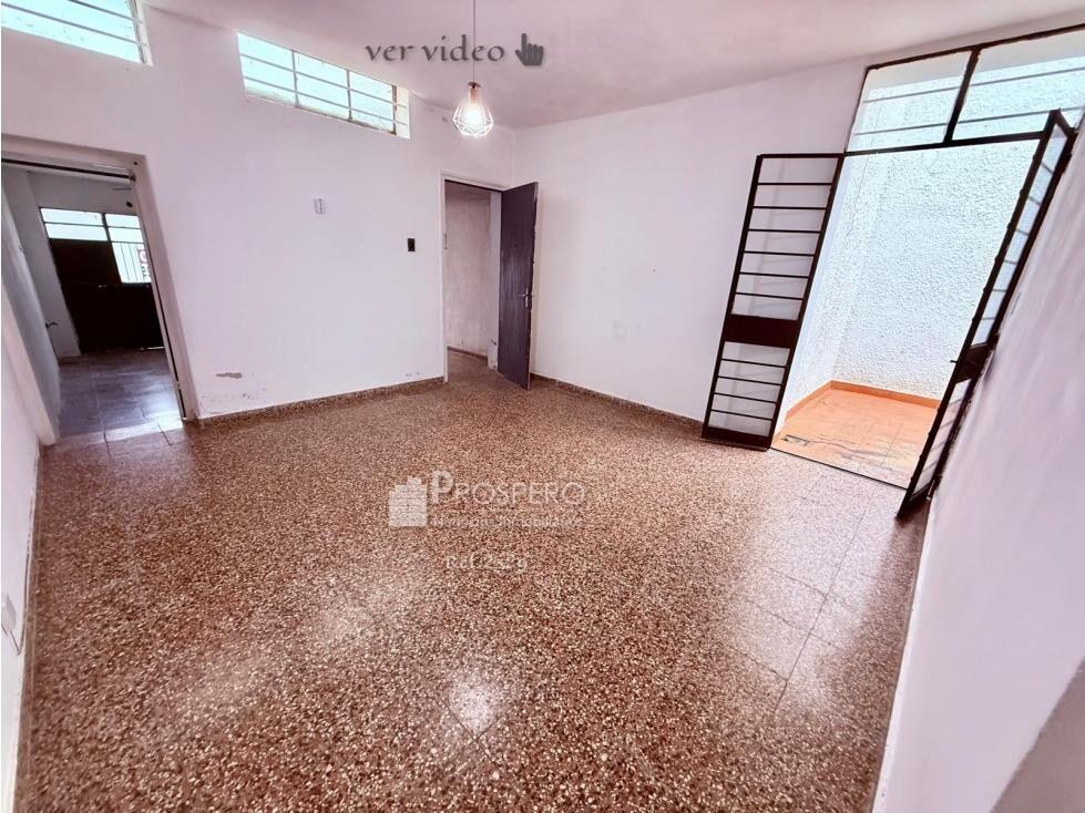 2329/P/2 venta casa tipo apto 2 dorm pocitos garaje patio