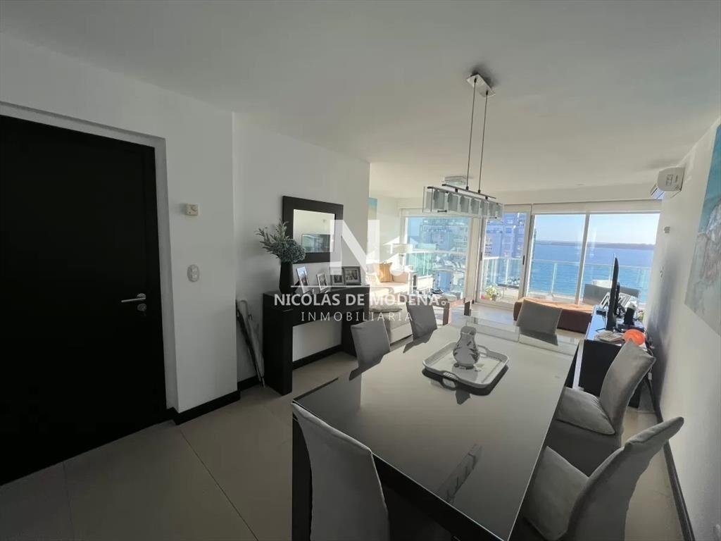 Gran departamento ubicado en Gala Tower, de 3