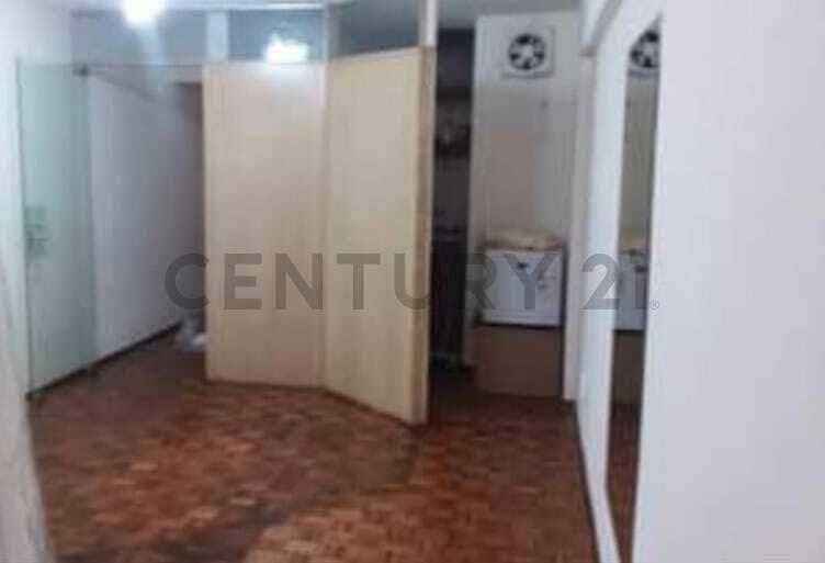 Monoambiente 47 m2. VENDE o PERMUTA en Centro de Montevideo
