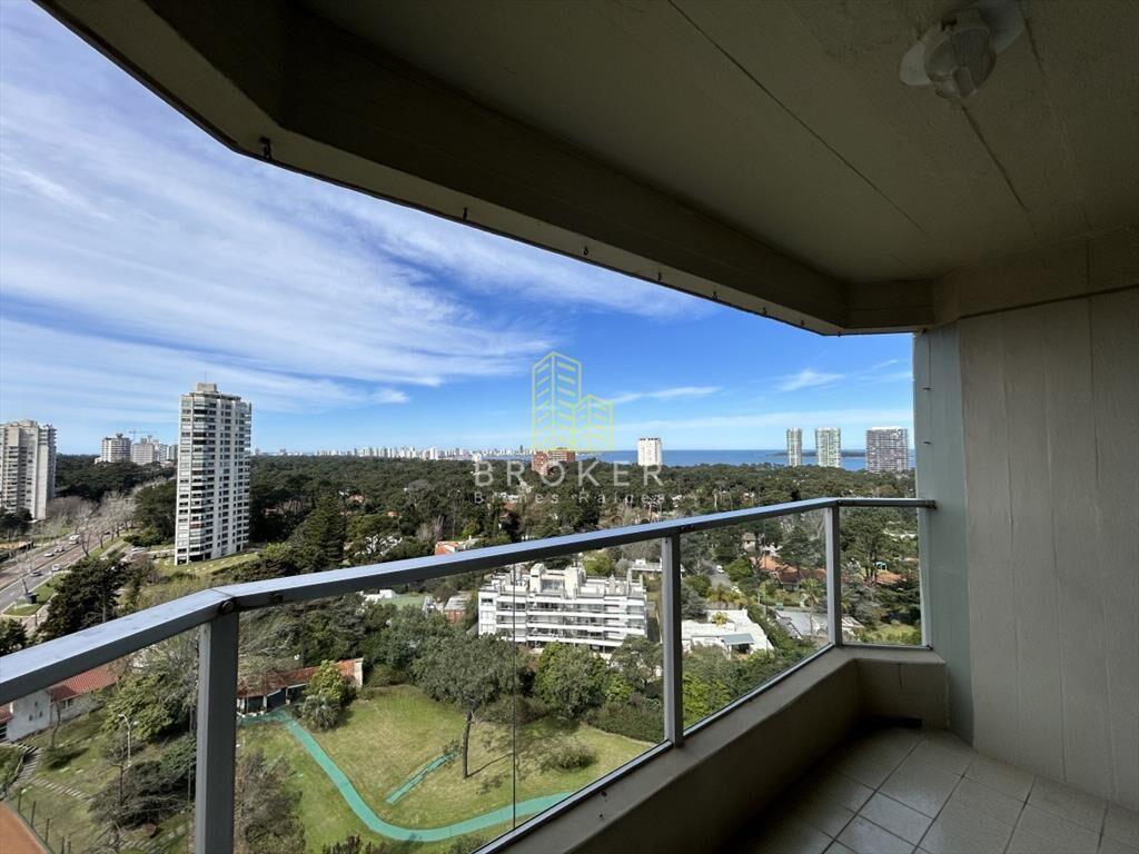 Oportunidad venta de apartamento piso alto en dos