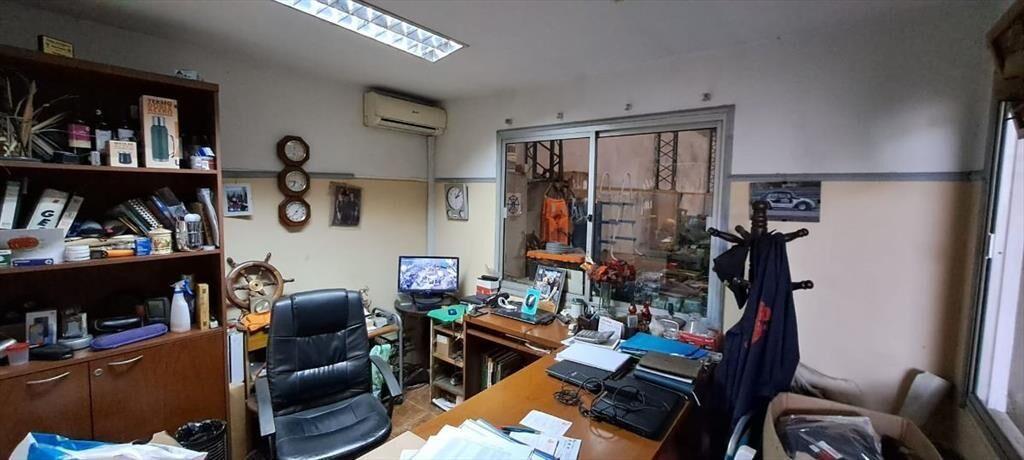 Venta Galpòn con Renta Depòsito Nave Industrial Cerrito 96