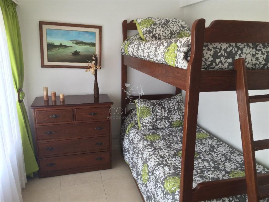 Muy lindo apartamento a metros de Gorlero y las