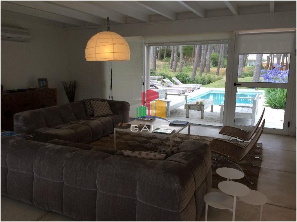 Casa en Venta y Alquiler, Laguna Blanca, La 4