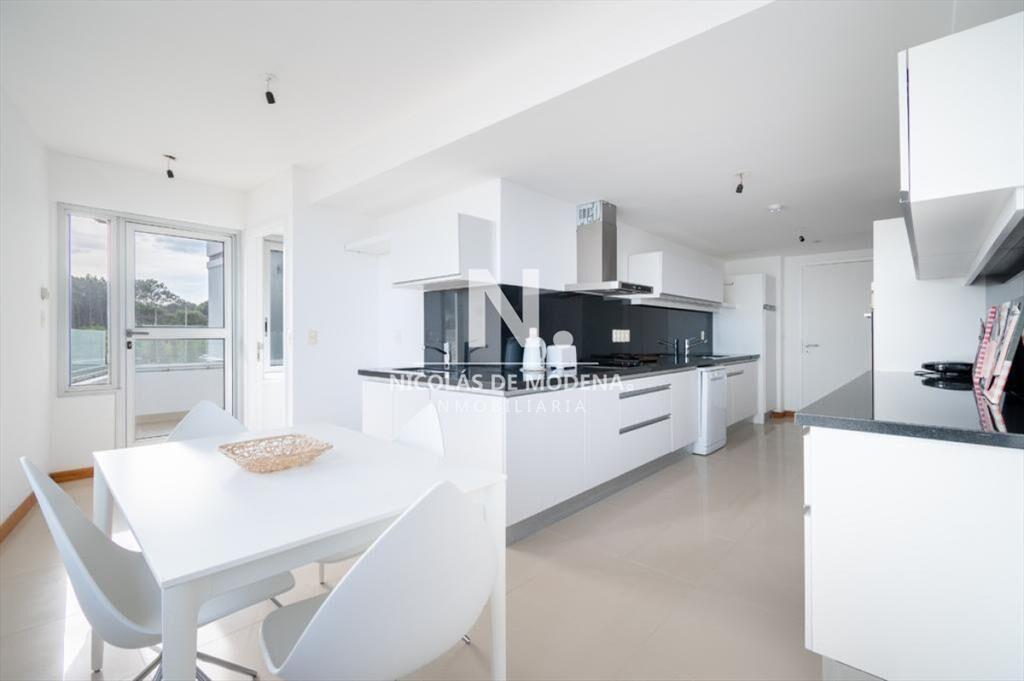 Venta y Alquiler Apartamento primera línea Brava