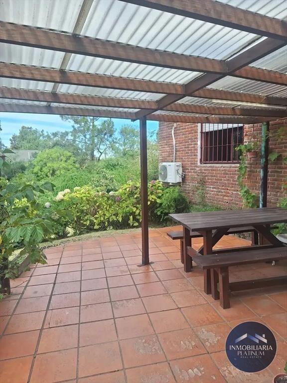 Casa en venta c/ cochera en El Pinar