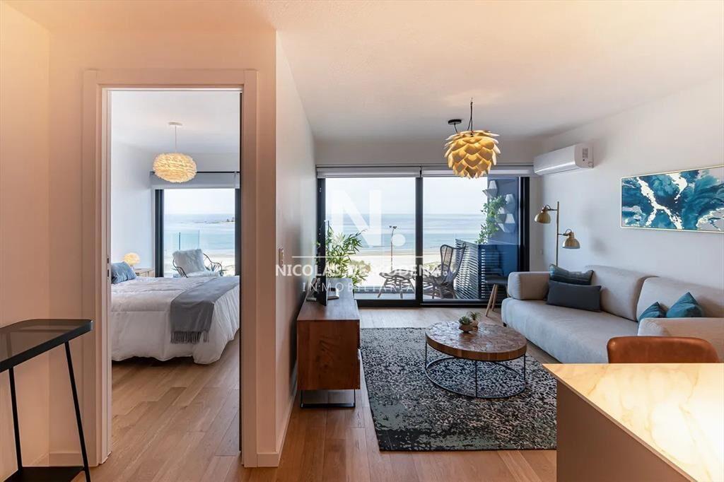 Venta Apartamento 2 dormitorios en piso alto en
