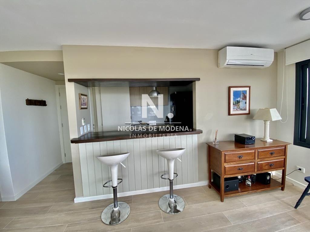 Vende apartamento PentHouse de 3 dormitorios en