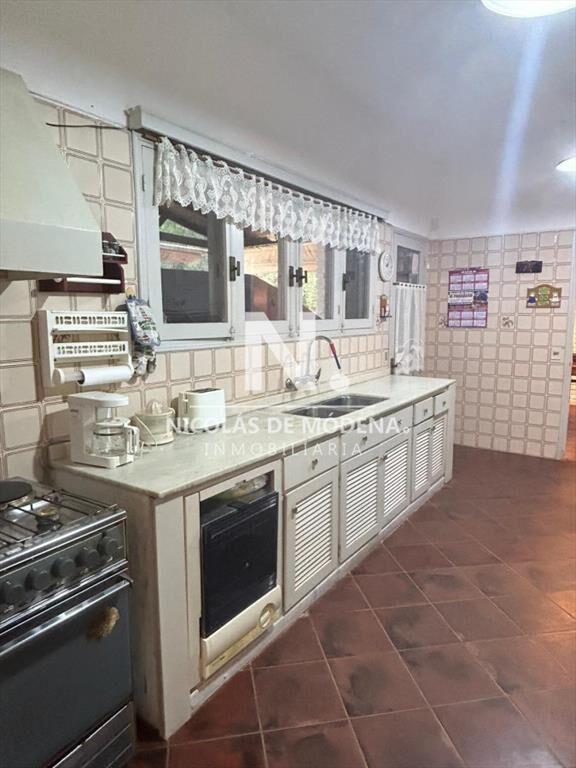 Casa en Venta de 4 dormitorios en Jardines de ,