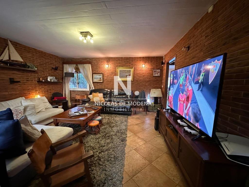 Casa en venta Playa Mansa - 4 dormitorios Parada