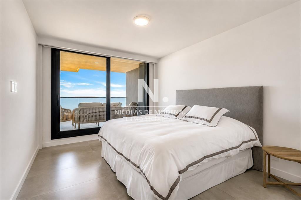 En venta apartamento de 2 dormitorios frente al -