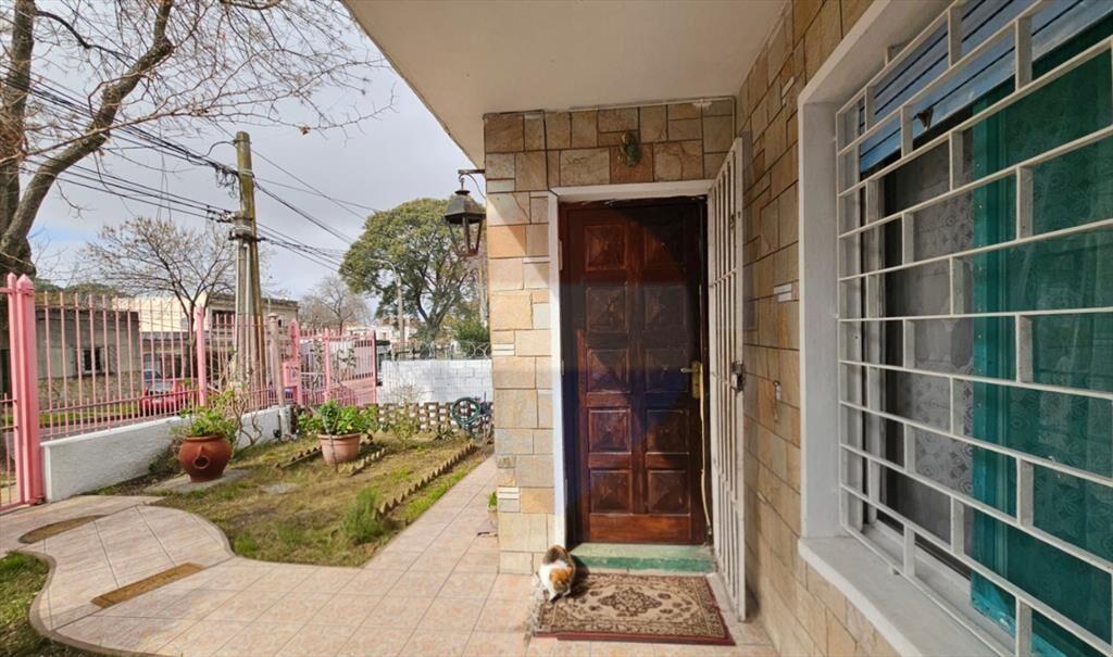 VENTA CASA CON APARTAMENTOS EN UN PADRÓN EN BUCEO