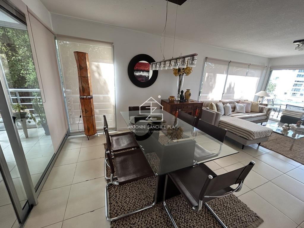 Apartamento de 3 dormitorios zona Mansa
