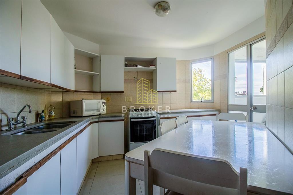 Venta de apartamento en Roosevelt de tres Punta