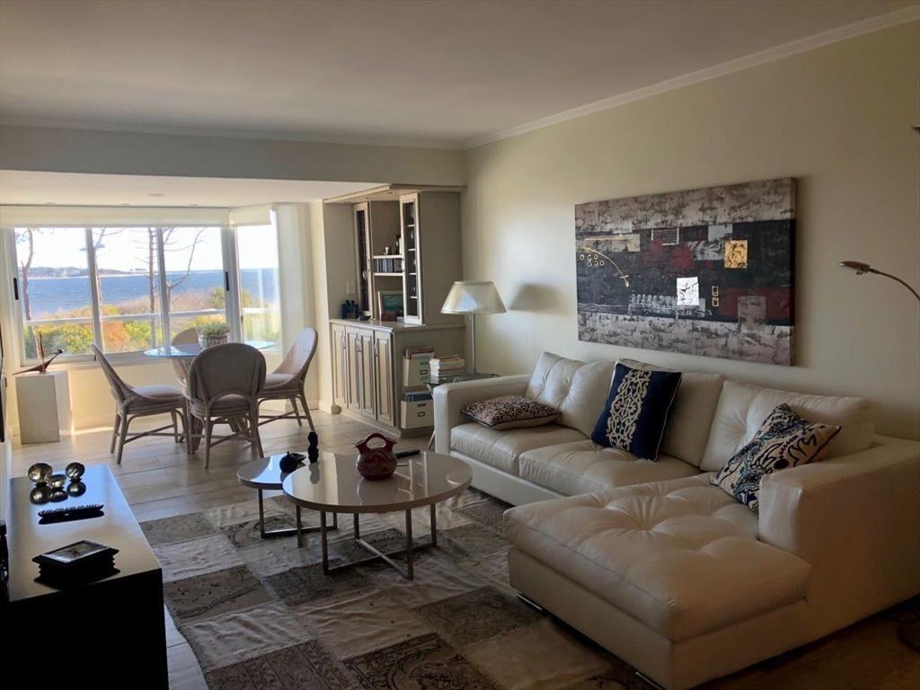 Apartamento totalmente reciclado frente al mar en la Playa