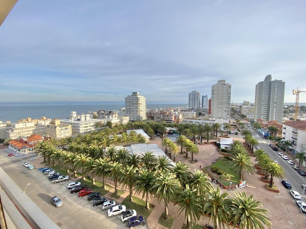 VENTA DE APARTAMENTO DE 1 DORMITORIO EN EDIFICIO