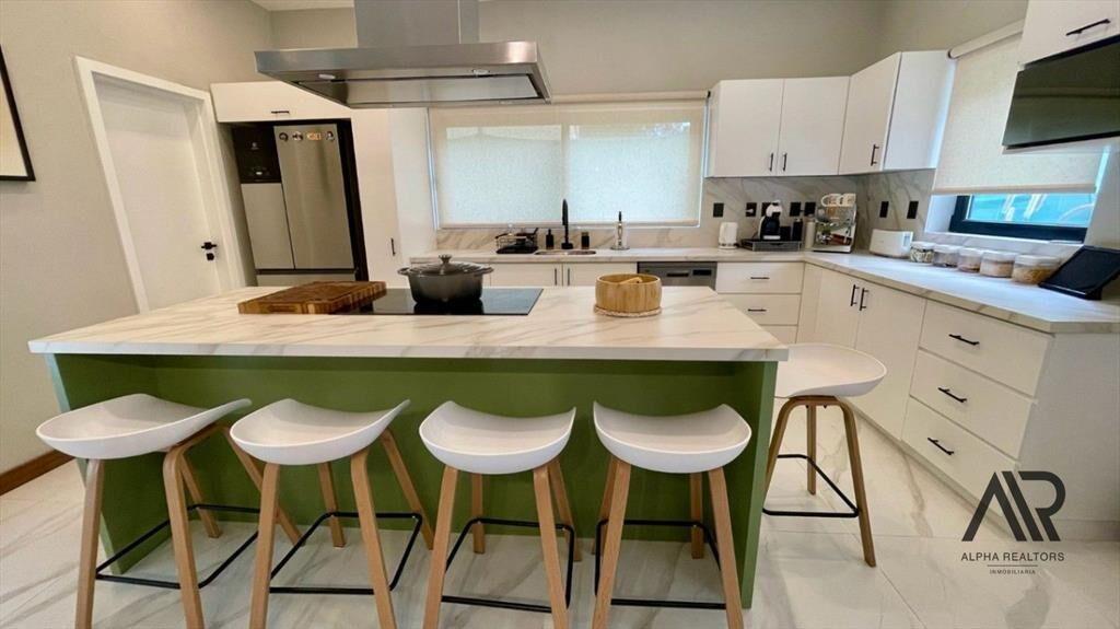 Casa en venta de 4 dormitorios en Solanas Design Village