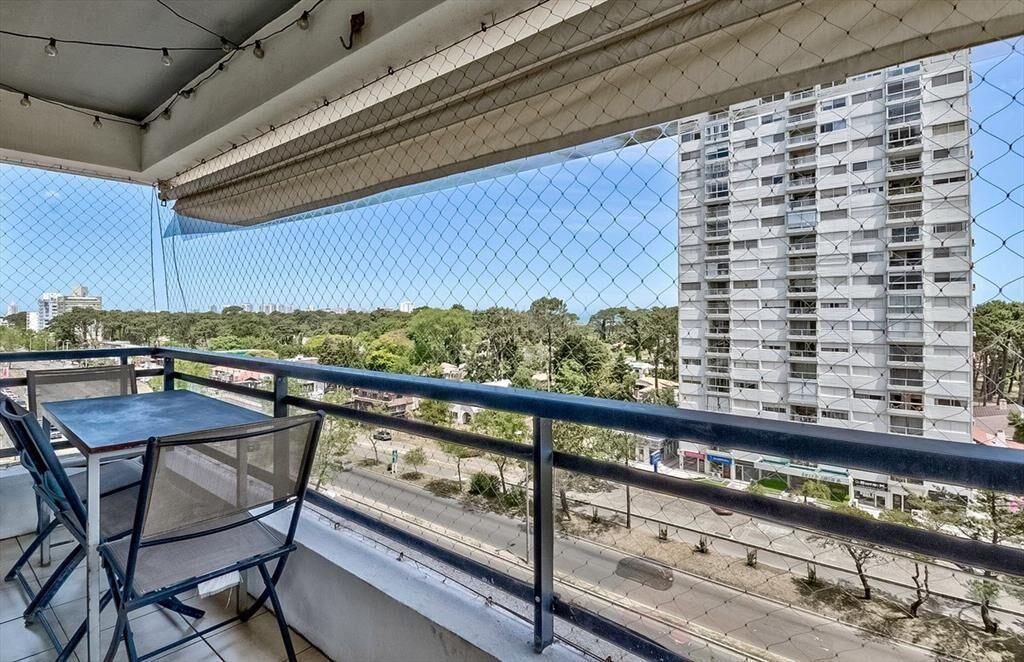 Venta apartamento 3 dormitorios en Roosevelt