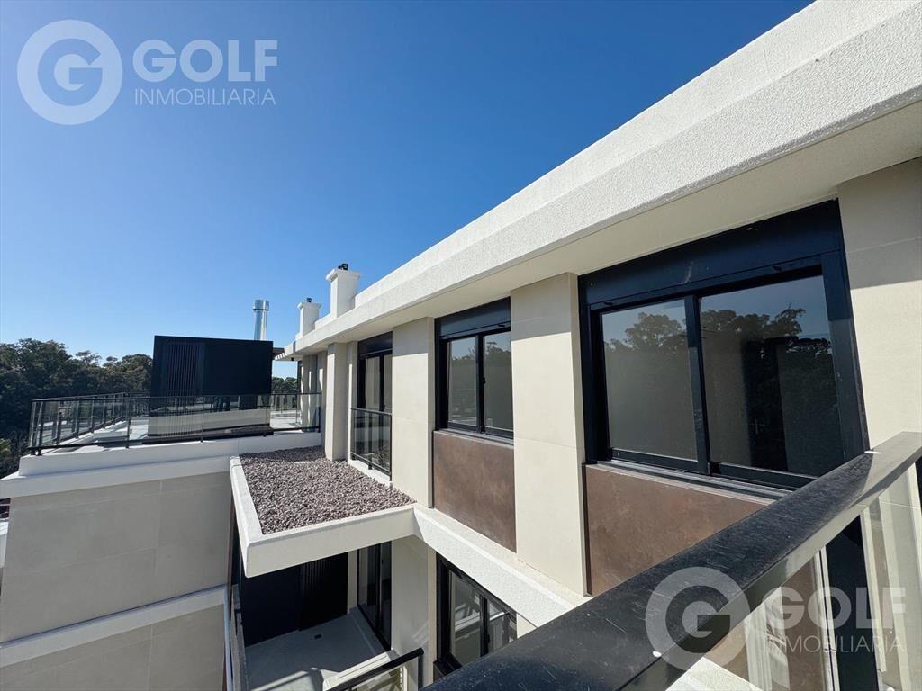 Venta de Penthouse Esquinero de 3 Dormitorios en Barra de C