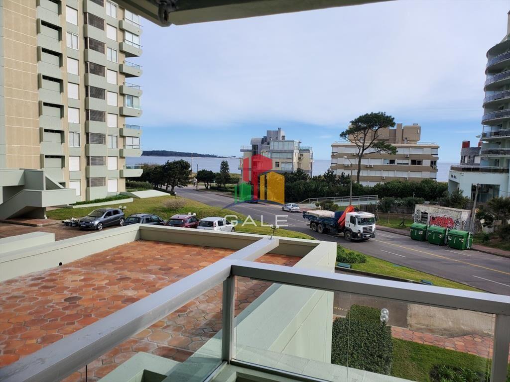 Alquiler de apartamento de 3 dormitorios en Punta del Este
