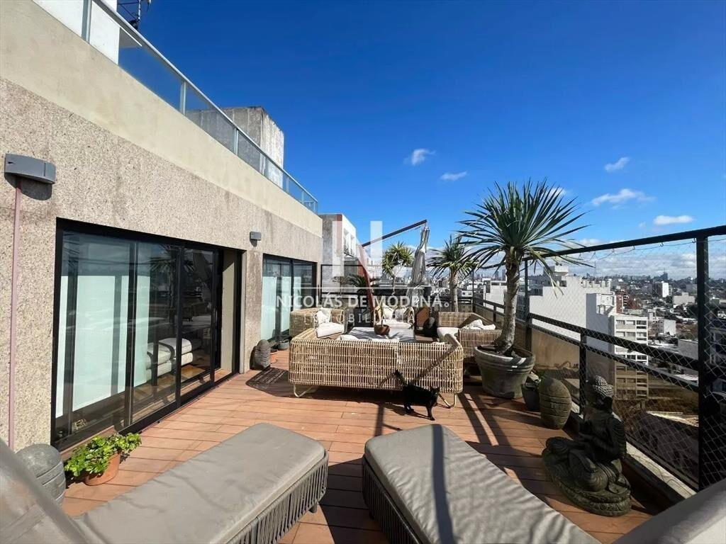 Penthouse de 4 dormitorios en Pocitos Nuevo