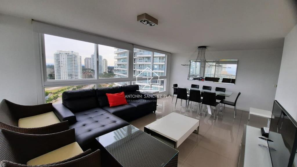 EXCELENTE APARTAMENTO EN ROOSEVELT