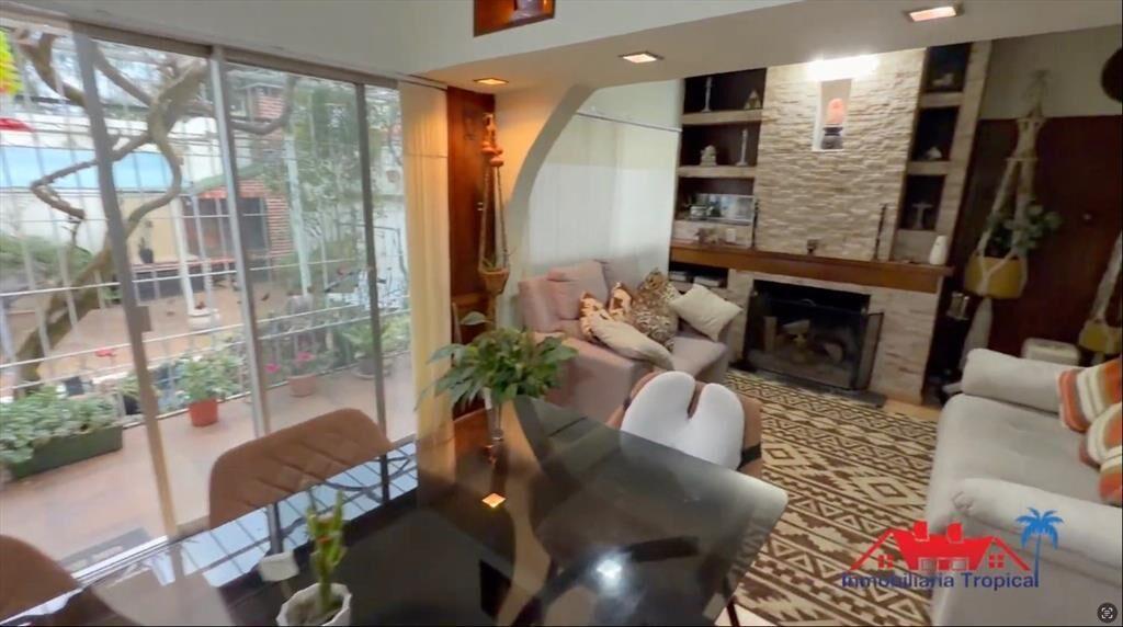 VENTA DE CASAS 4 DORMITORIOS EXCELENTE