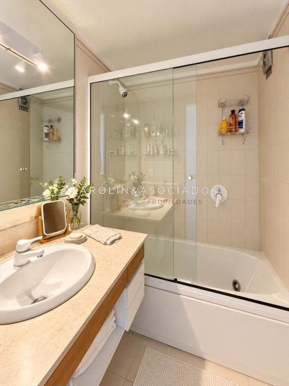 Apartamento en venta de 3 dormitorios en edificio Portofino