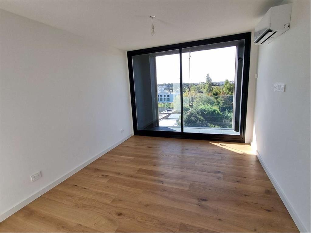 Apartamento  Brits Carrasco 2 dormitorios