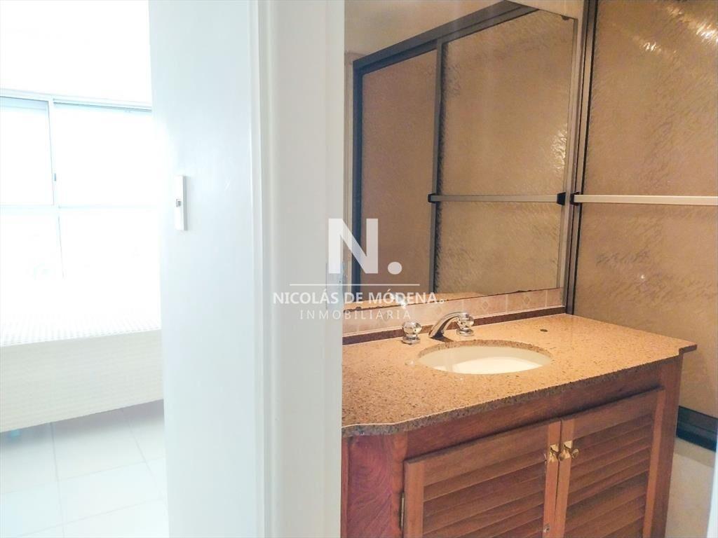Torre con amenities