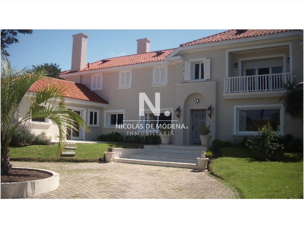 Casa en Golf - Punta del Este