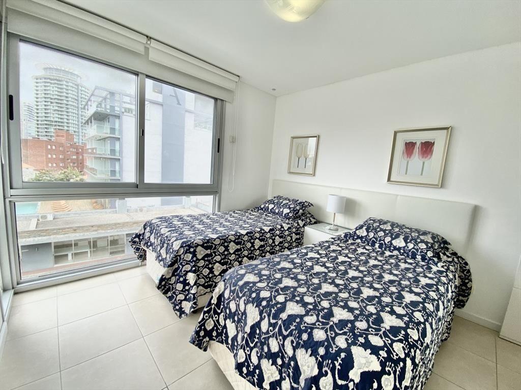 VENTA DE APARTAMENTO DE 2 DORMITORIOS Y MEDIO DEL