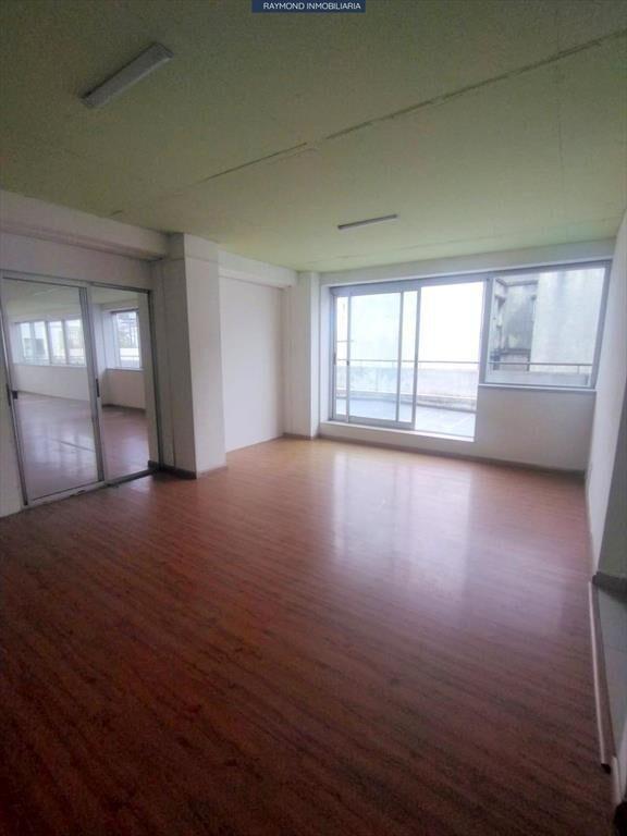 Alquiler oficina 157m2 Ciudad Vieja con garaje