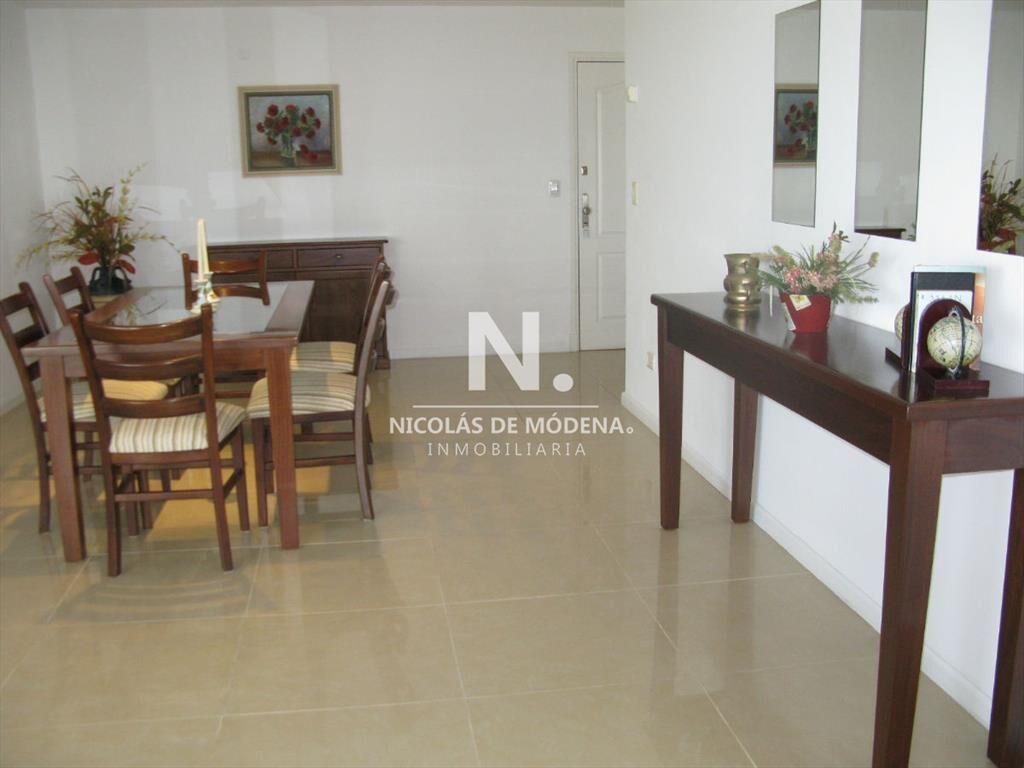 En venta apartamento en Aidy Grill de 3 Punta del